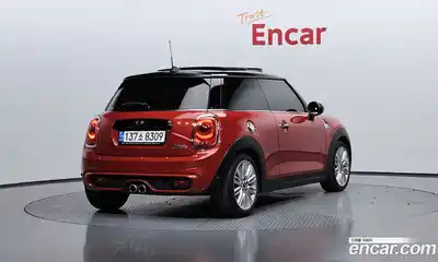 Mini Cooper 2017 2.0 Автомат в Москве № 802337, миниатюра 2