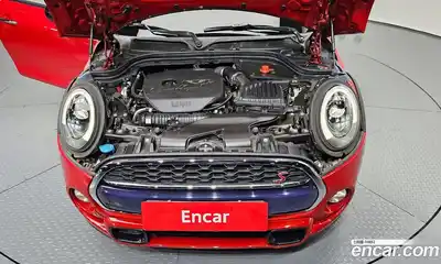 Mini Cooper 2017 2.0 Автомат в Москве № 802337, миниатюра 6