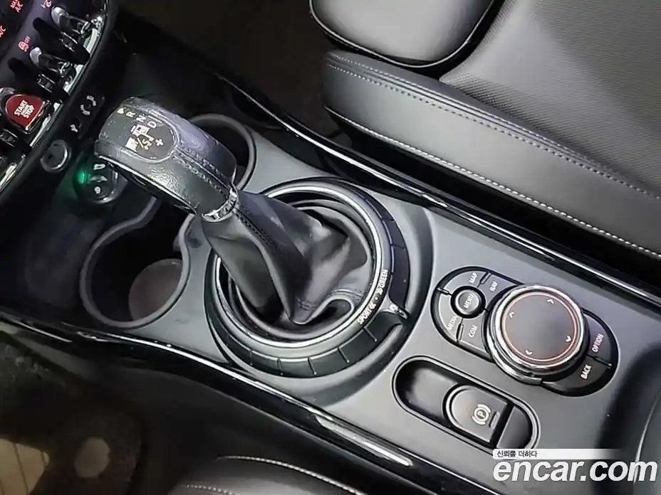 Mini Clubman 2017 1.5 Автомат в Москве № 802584, фото 8