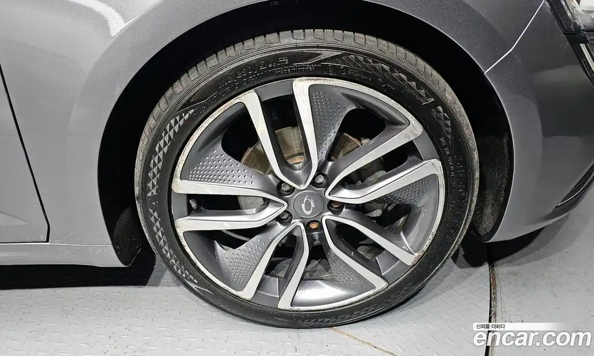 Renault SM6 2016 1.5 Автомат в Москве № 814184, фото 5