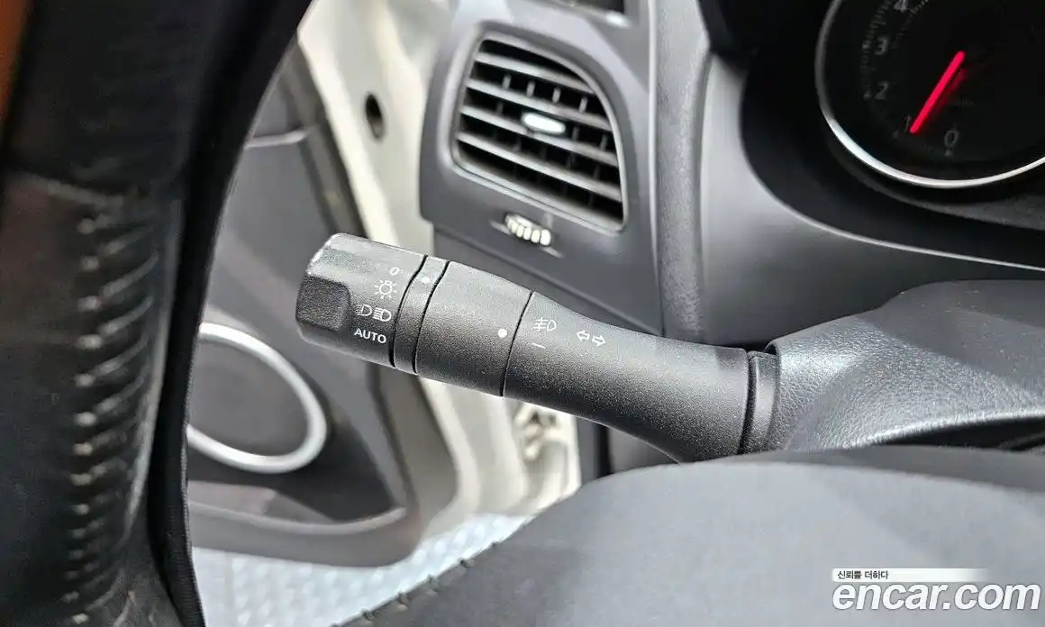 Renault SM3 2013 1.6 Автомат в Москве № 814270, фото 18