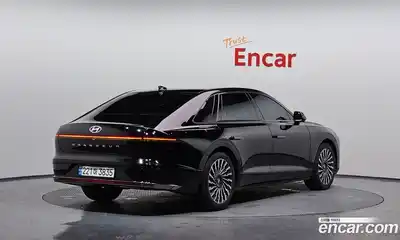 Hyundai Grandeur 2023 2.5 Автомат в Москве № 814650, миниатюра 2