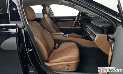 Hyundai Grandeur 2023 2.5 Автомат в Москве № 814650, миниатюра 10