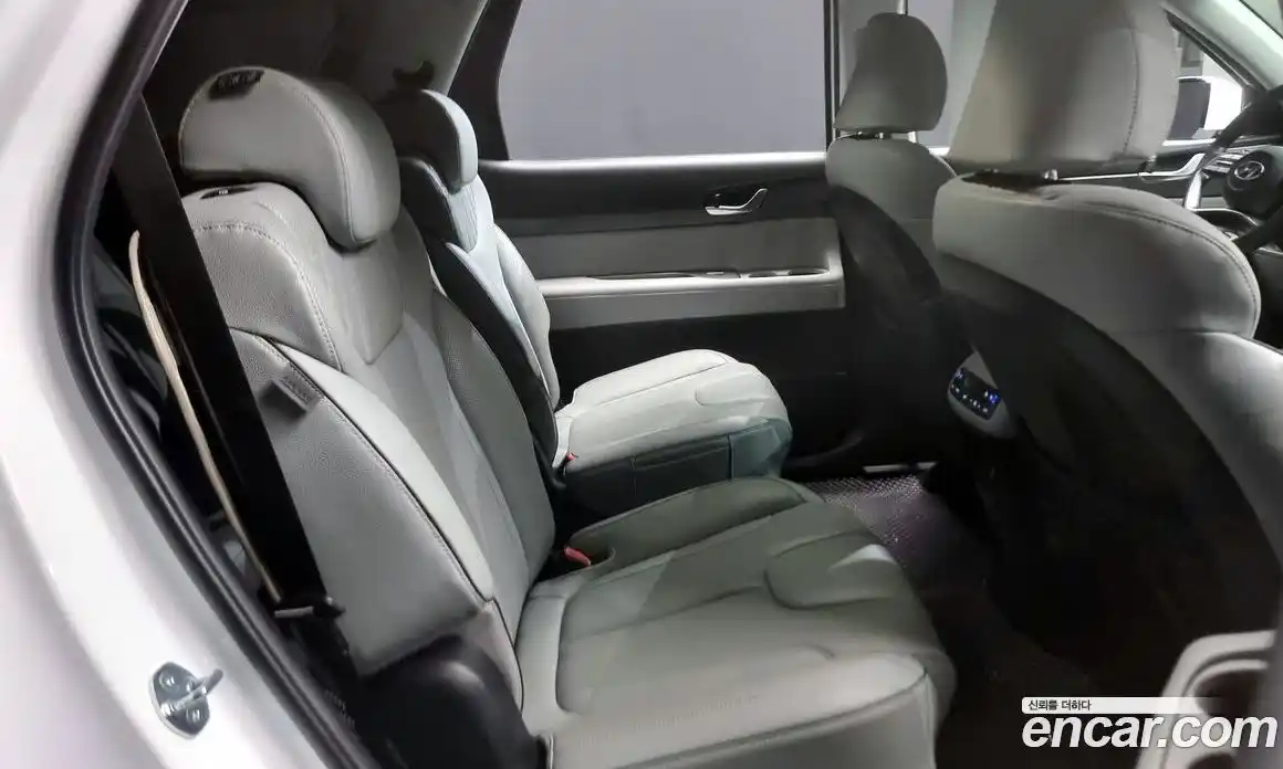 Hyundai Palisade 2024 2.2 Автомат в Москве № 814796, фото 12