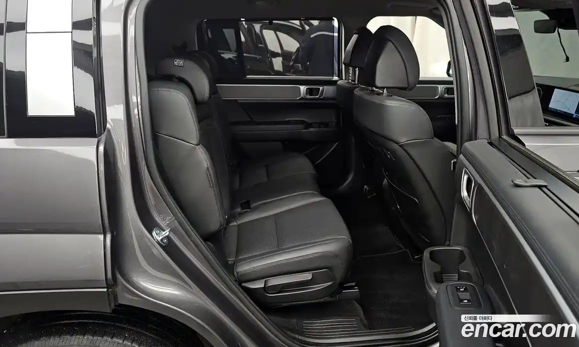 Hyundai Santa Fe 2024 2.5 Автомат в Москве № 814817, фото 12