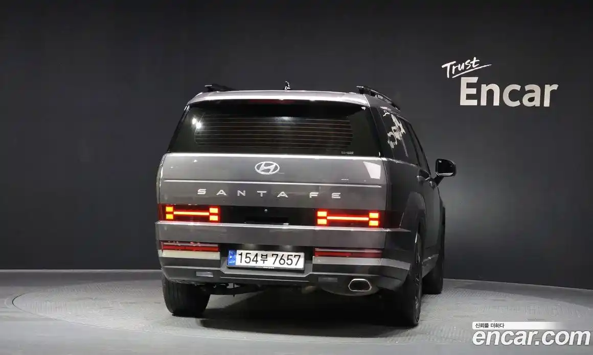 Hyundai Santa Fe 2024 2.5 Автомат в Москве № 814817, фото 4