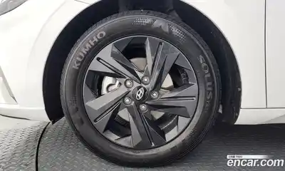 Hyundai Avante 2021 1.6 Автомат в Москве № 815357, миниатюра 4