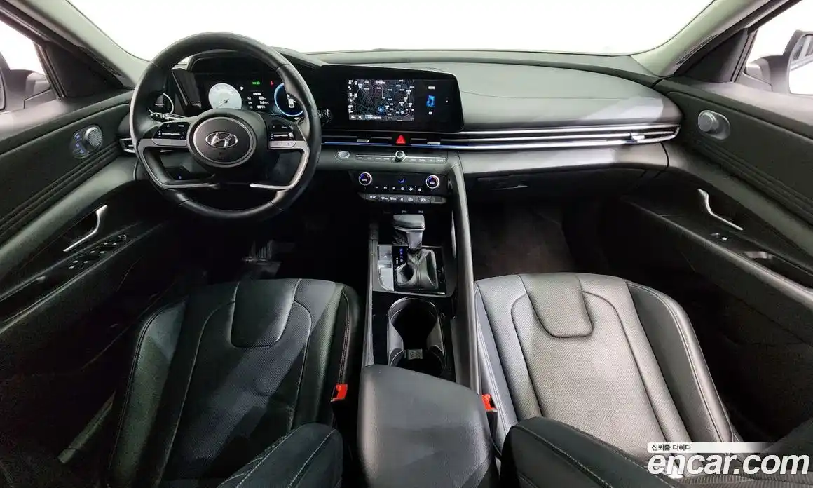 Hyundai Avante 2021 1.6 Автомат в Москве № 815357, фото 6