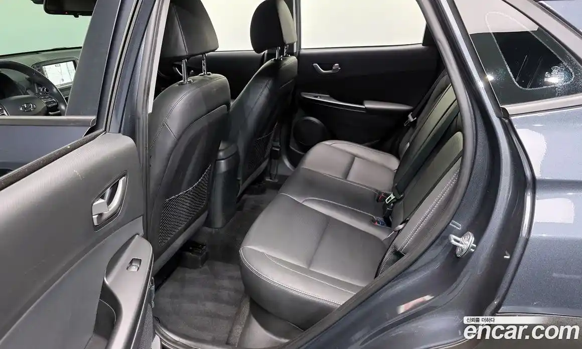 Hyundai Kona 2018 1.6 Автомат в Москве № 815478, фото 12