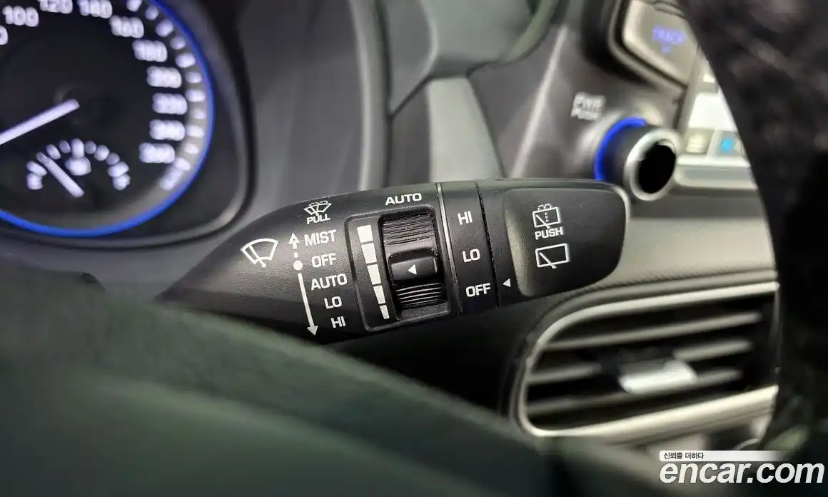 Hyundai Kona 2018 1.6 Автомат в Москве № 815478, фото 17