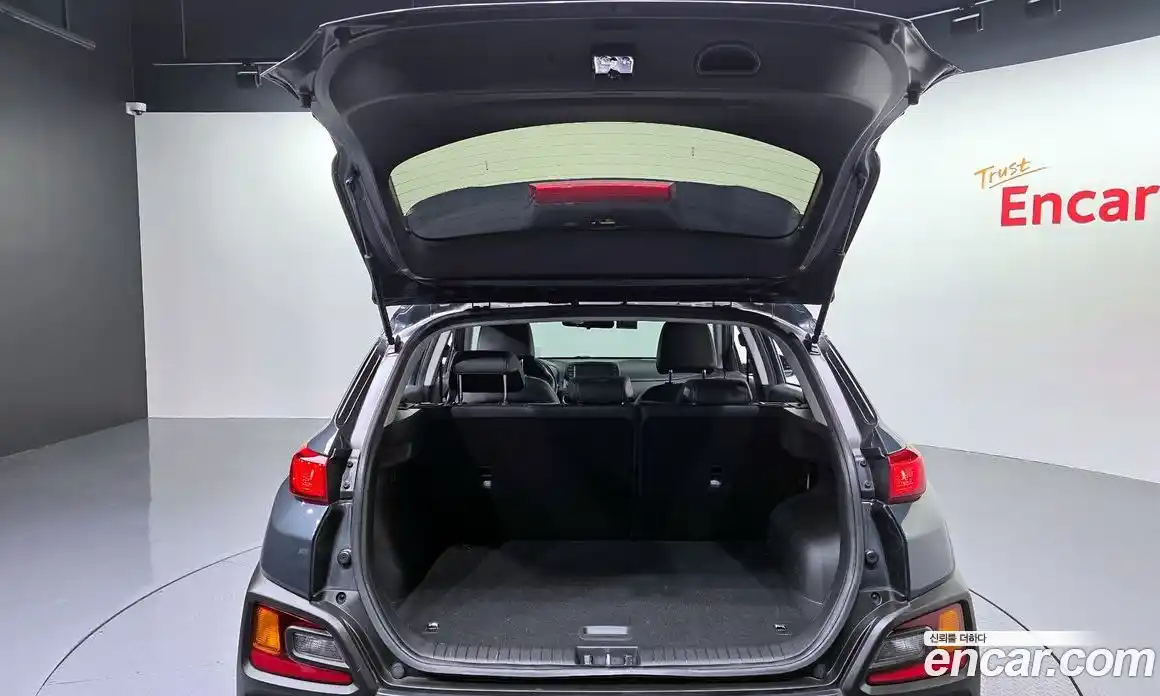 Hyundai Kona 2018 1.6 Автомат в Москве № 815478, фото 20