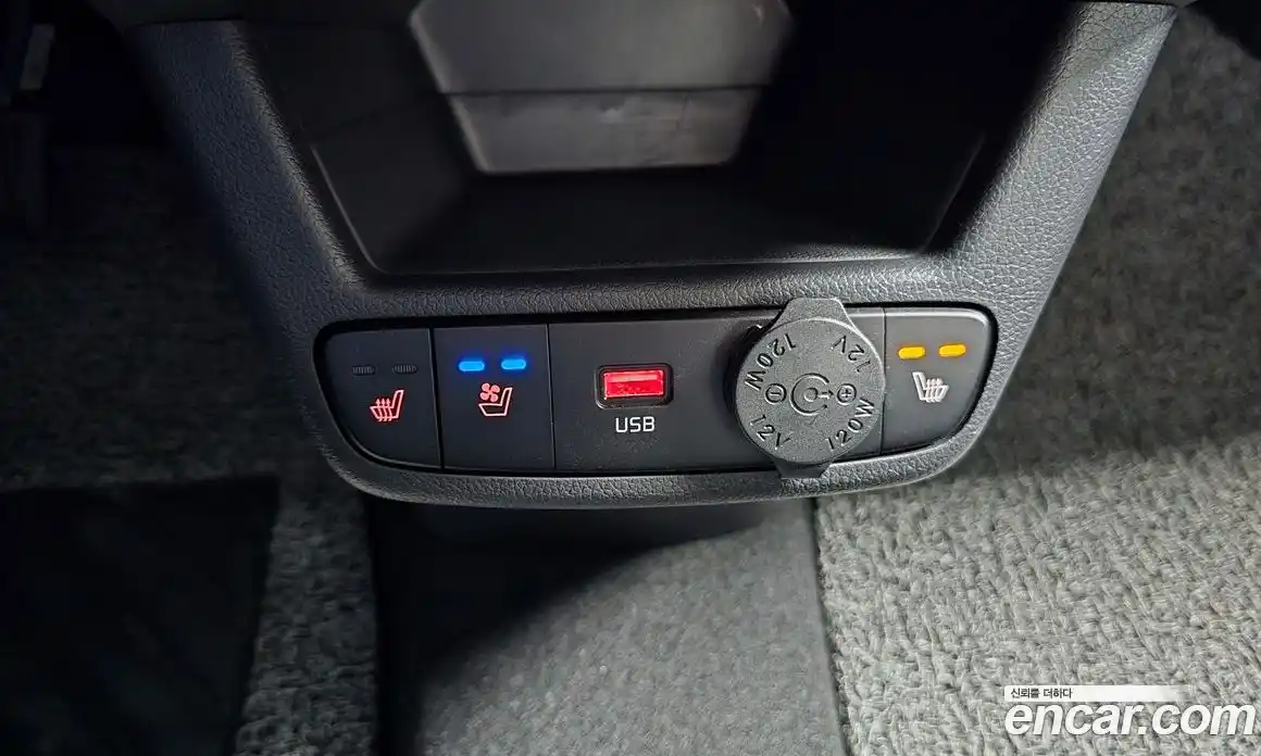 Kia Ray 2024 0.3 Автомат в Москве № 815724, фото 18