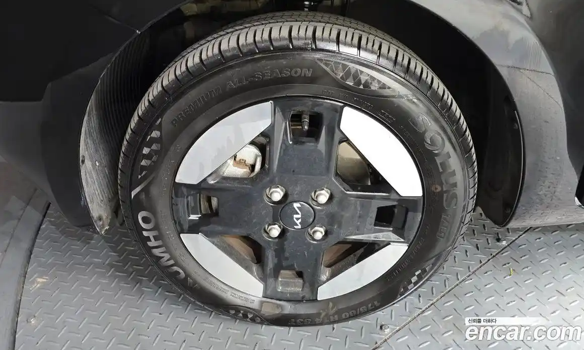 Kia Ray 2024 0.3 Автомат в Москве № 815724, фото 5