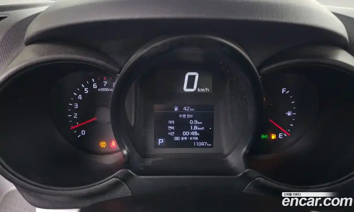 Kia Ray 2022 1.0 Автомат в Москве № 815792, фото 8