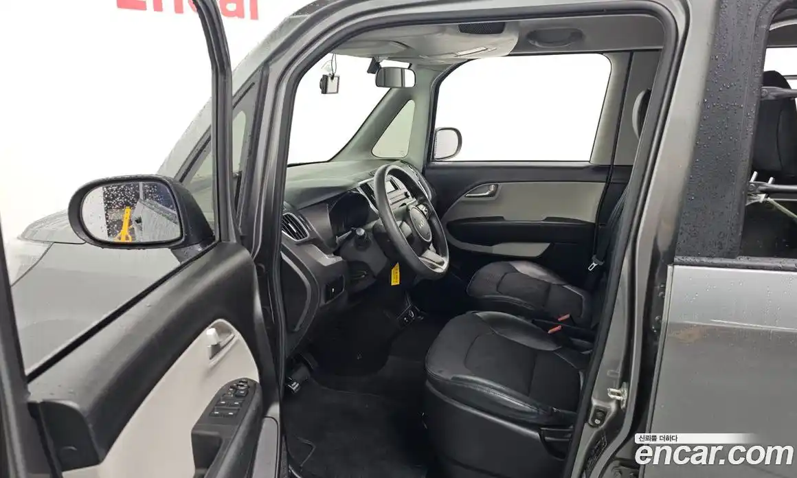 Kia Ray 2022 1.0 Автомат в Москве № 815792, фото 10