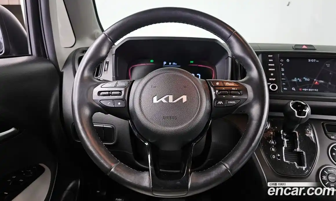 Kia Ray 2023 1.0 Автомат в Москве № 816132, фото 13