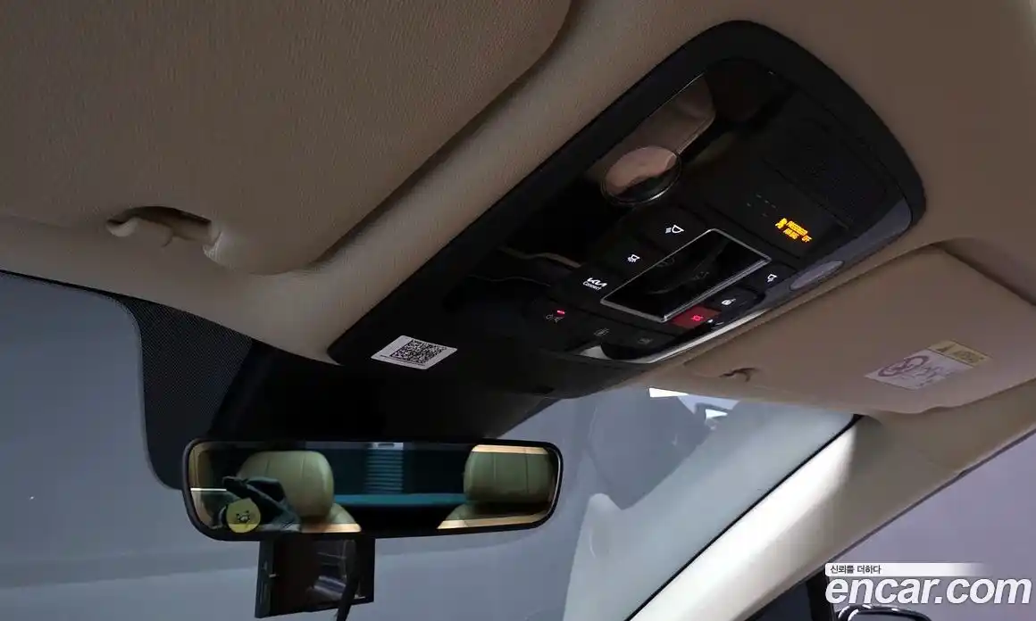 Kia Canival 2022 3.5 Автомат в Москве № 816135, фото 17