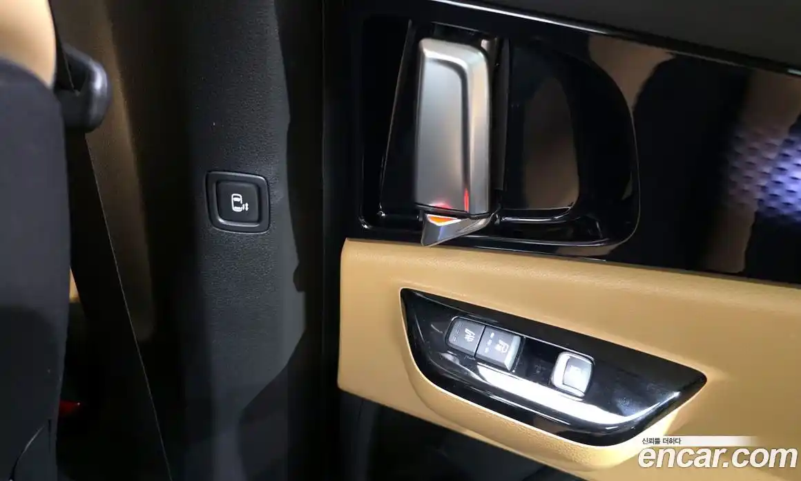 Kia Canival 2022 3.5 Автомат в Москве № 816135, фото 19