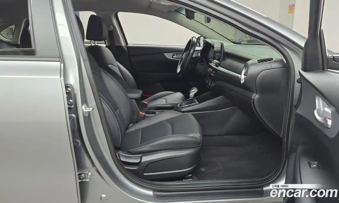 Kia K3 2023 1.6 Автомат в Москве № 816160, фото 11