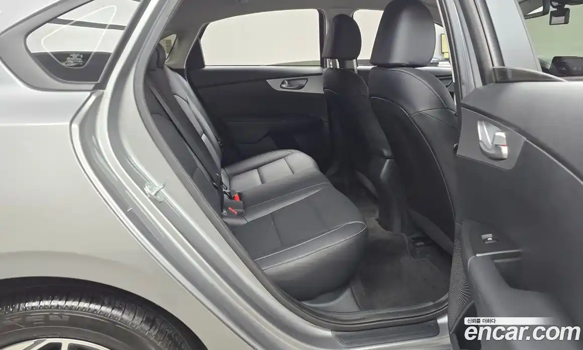 Kia K3 2023 1.6 Автомат в Москве № 816160, фото 12