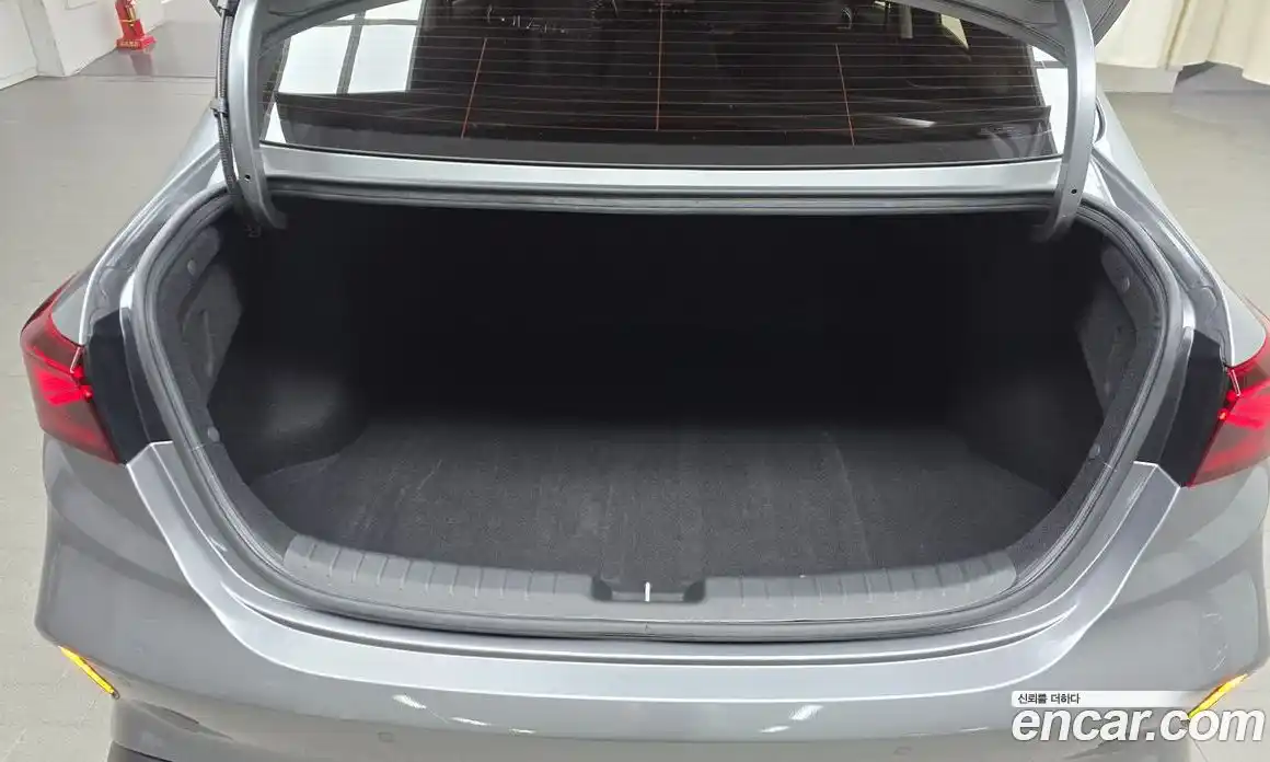 Kia K3 2023 1.6 Автомат в Москве № 816160, фото 20