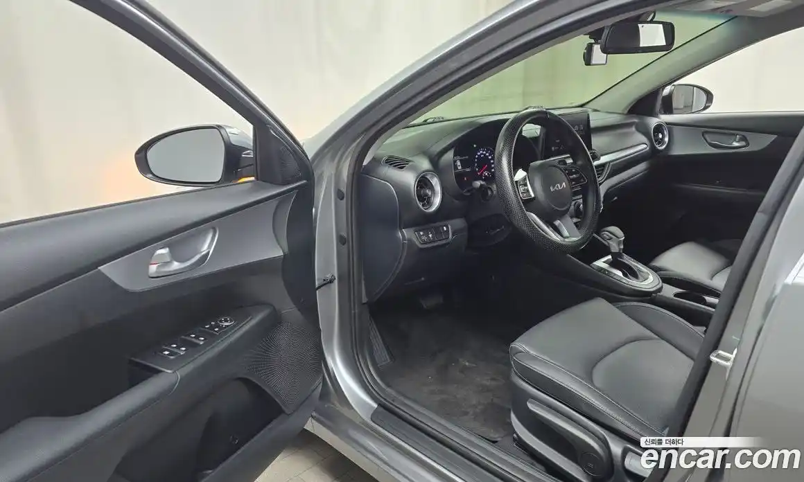 Kia K3 2023 1.6 Автомат в Москве № 816160, фото 10