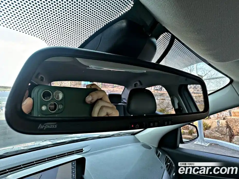 Renault SM3 2018 1.6 Автомат в Москве № 816235, фото 17