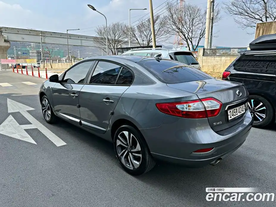 Renault SM3 2018 1.6 Автомат в Москве № 816235, фото 5