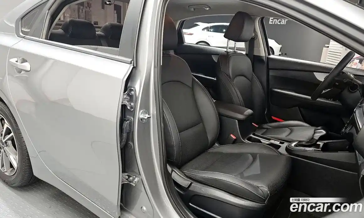 Kia K3 2021 1.6 Автомат в Москве № 816415, фото 12