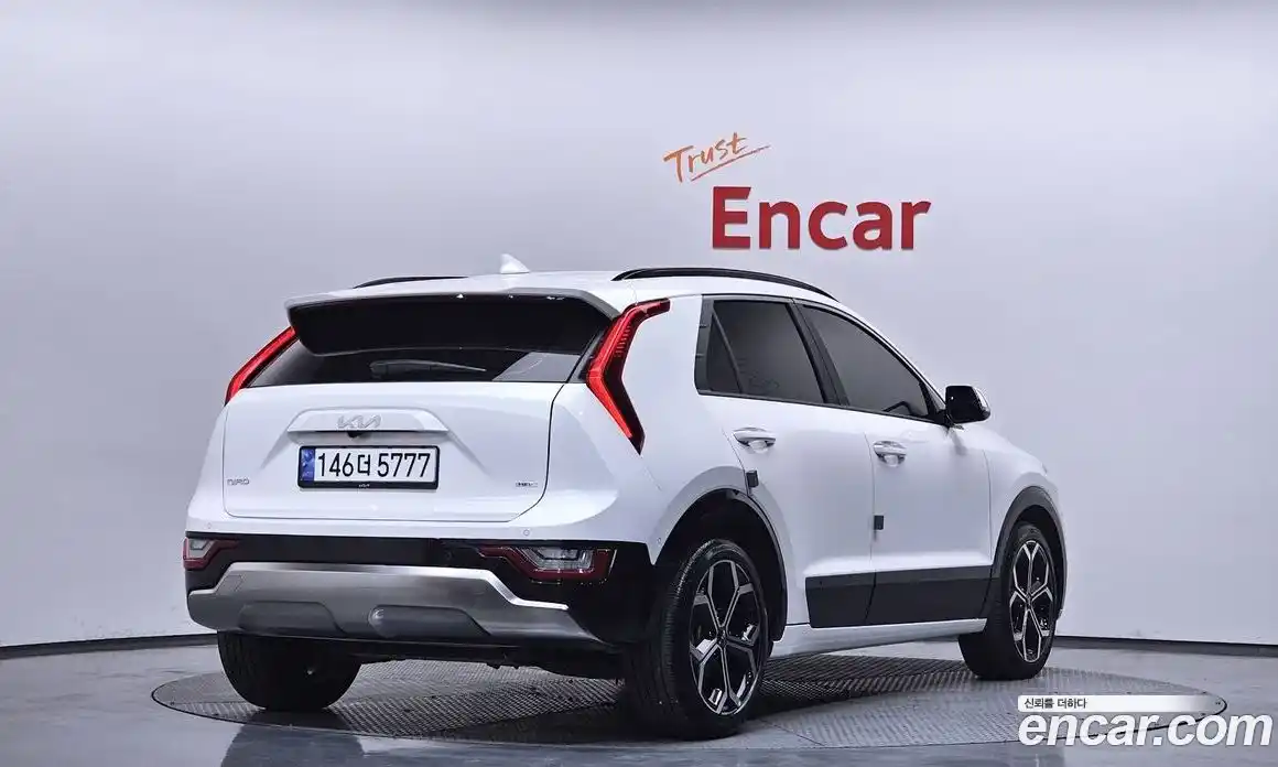 Kia Niro 2025 1.6 Автомат в Москве № 816462, фото 2