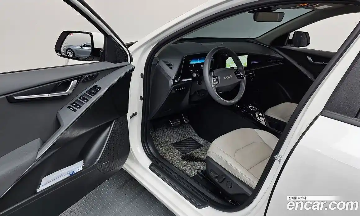 Kia Niro 2025 1.6 Автомат в Москве № 816462, фото 10