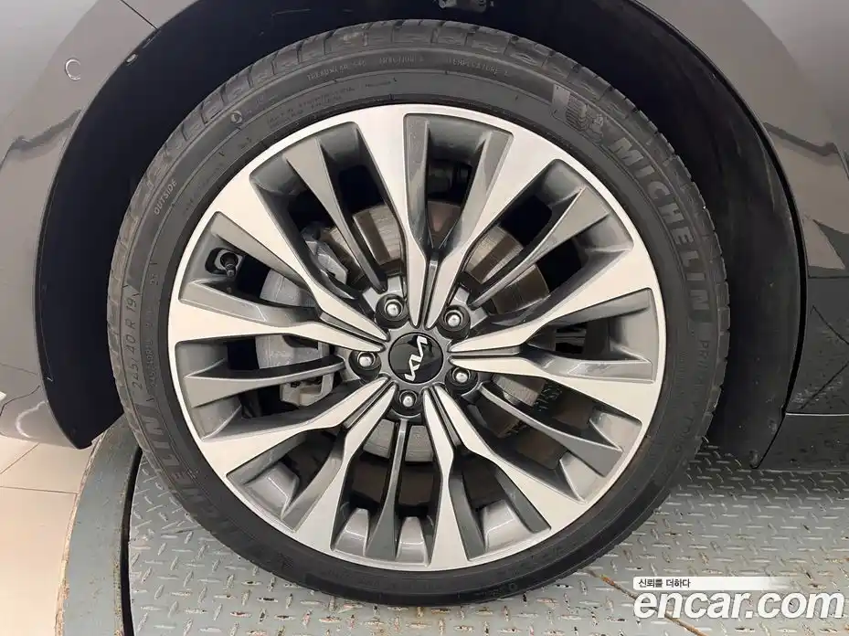 Kia K8 2022 2.5 Автомат в Москве № 816465, фото 18