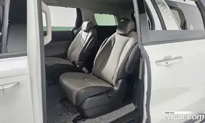 Kia Canival 2024 2.2 Автомат в Москве № 816836, миниатюра 11