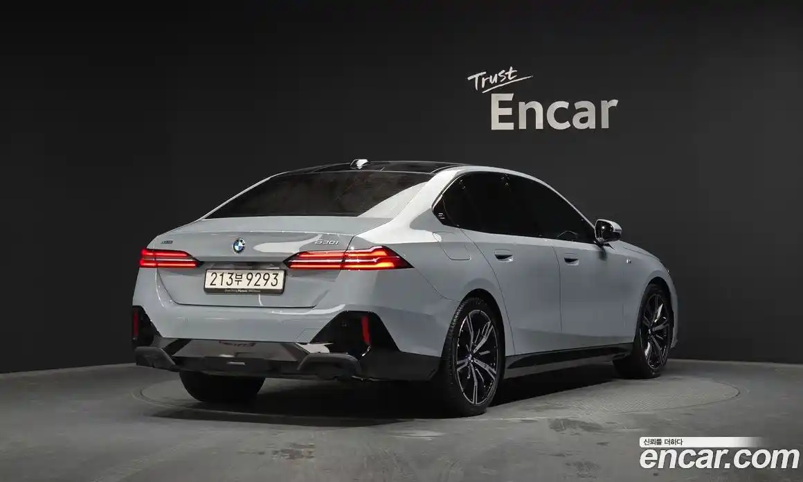 BMW 5-Series 2025 2.0 Автомат в Москве № 816909, фото 2