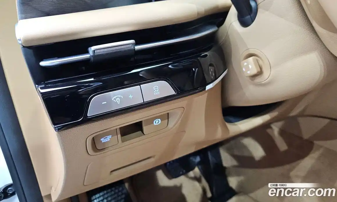 Genesis G80 2024 2.5 Автомат в Москве № 817144, фото 12