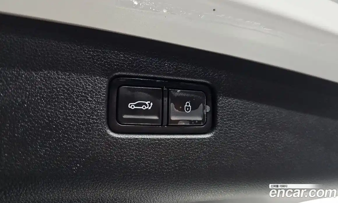 Genesis GV70 2024 2.5 Автомат в Москве № 817215, фото 16