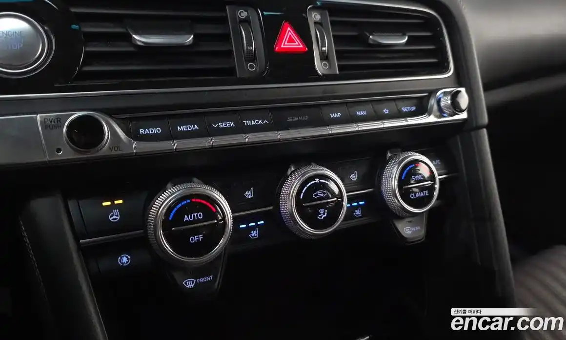 Genesis G70 2019 2.0 Автомат в Москве № 817248, фото 17