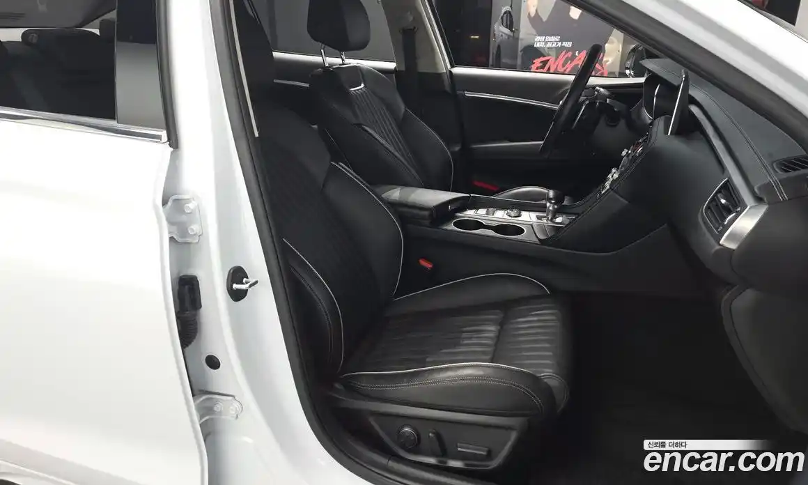 Genesis G70 2019 2.0 Автомат в Москве № 817248, фото 9