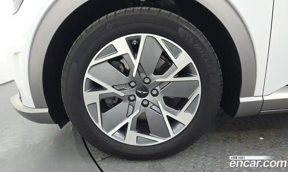 Genesis GV60 2022 0.1 Автомат в Москве № 817254, фото 5