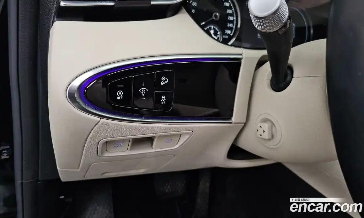 Genesis GV70 2022 2.5 Автомат в Москве № 817366, фото 16