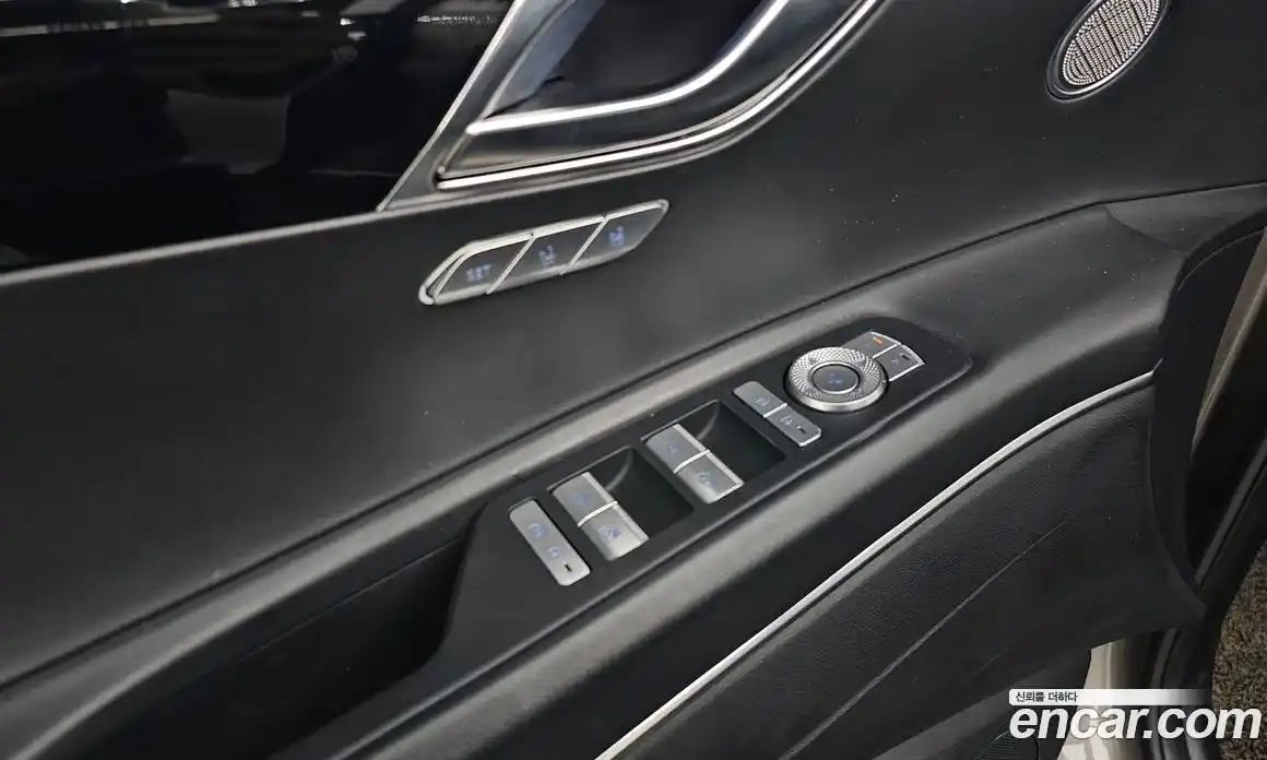 Genesis GV80 2021 3.0 Автомат в Москве № 817442, фото 18