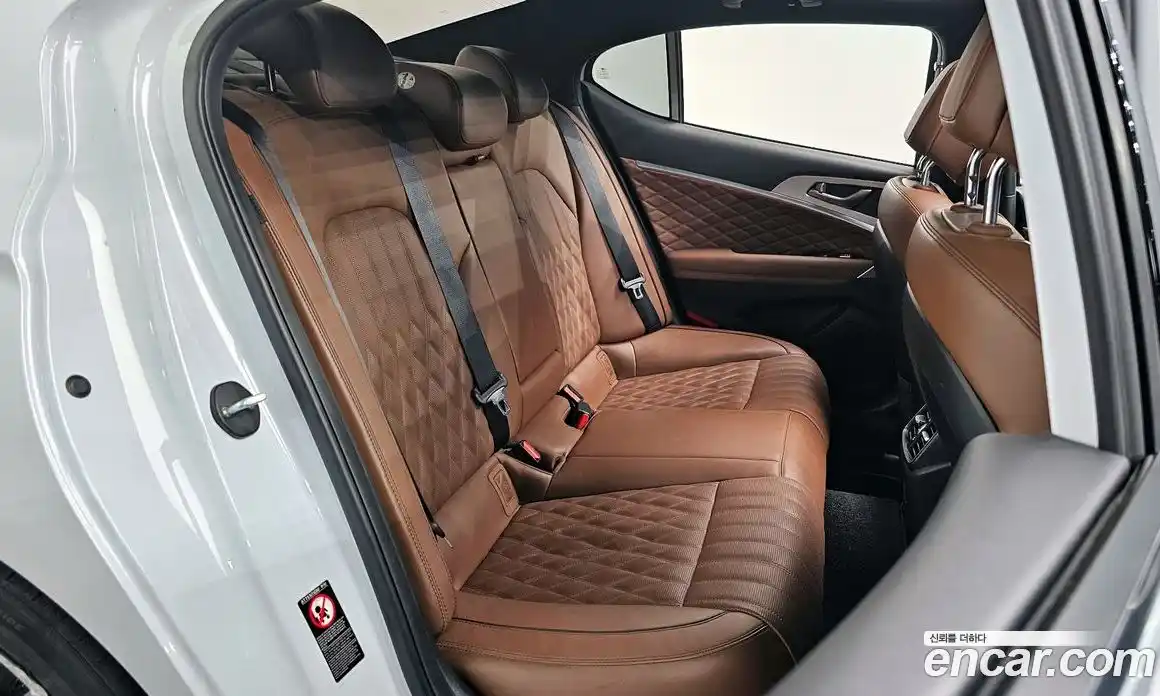 Genesis G70 2017 2.0 Автомат в Москве № 817474, фото 12