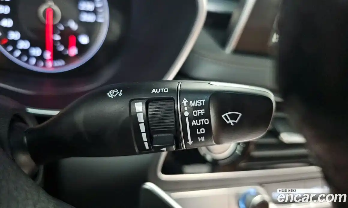 Genesis G70 2017 2.0 Автомат в Москве № 817474, фото 16