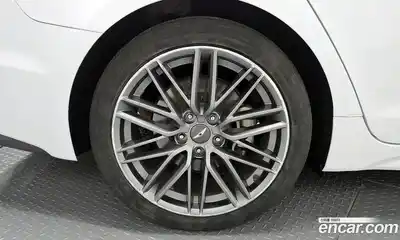 Genesis G70 2017 2.0 Автомат в Москве № 817474, миниатюра 5