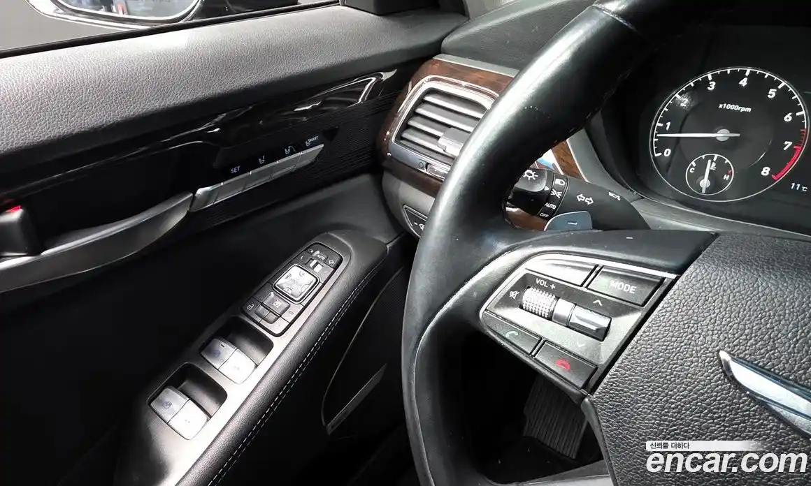 Genesis EQ900 2017 3.8 гидро в Москве № 817632, фото 18