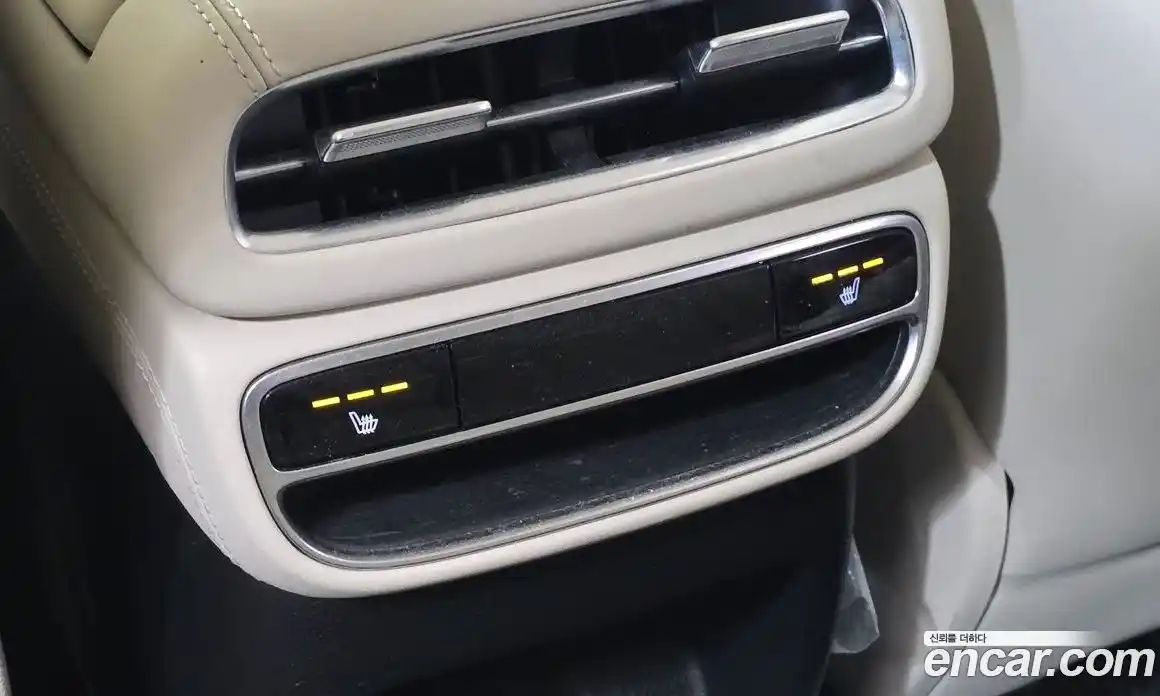 Genesis GV80 2021 3.0 Автомат в Москве № 817725, фото 18