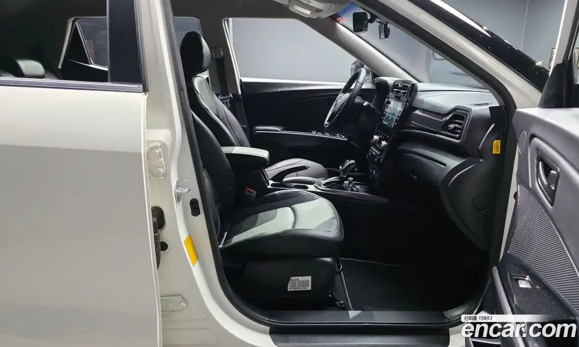 SsangYong TIBOLI 2020 1.5 Автомат в Москве № 818063, фото 10