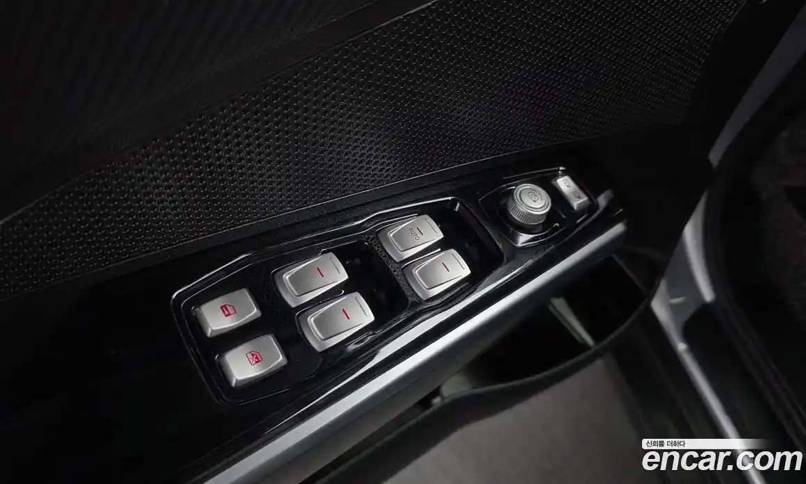 SsangYong TIBOLI 2017 1.6 Автомат в Москве № 818119, фото 14