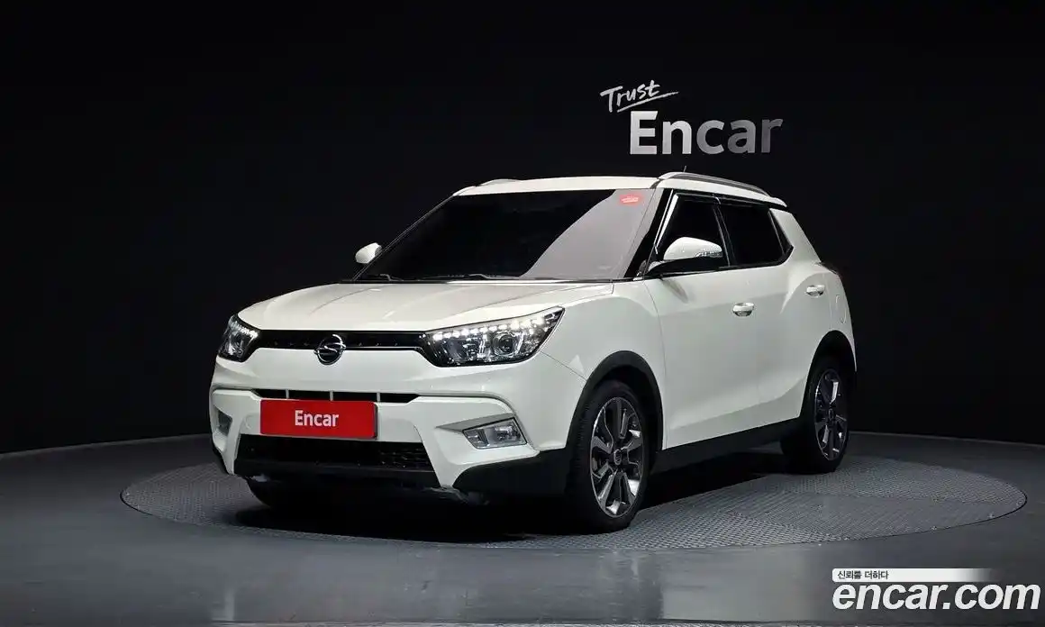 SsangYong TIBOLI 2016 1.6 Автомат в Москве № 818450, фото 1