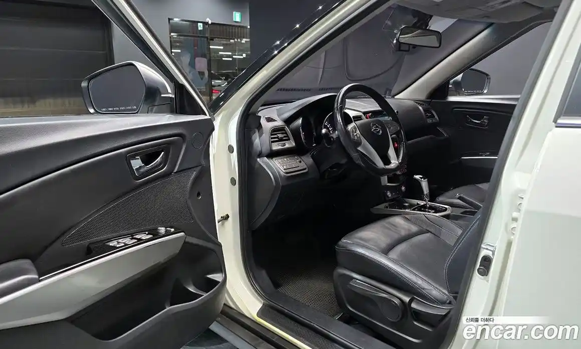 SsangYong TIBOLI 2016 1.6 Автомат в Москве № 818450, фото 11